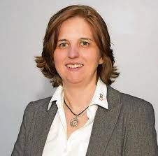 Konjunktur Branchenreport Erfolgsgeschichte Schwung eingebüßt Fahrzeugbau  Fünf Jahre Center Parcs www.saarland.ihk.de Einzelh