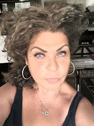 hey everyone! i just need one more stacked bob model for tomorrow, Monday  4/21 at Bella Lago! the haircut is complimentary as i am still in training!  please feel free to reach