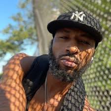 Winston Escada Ebony E4L (@wlp1311)