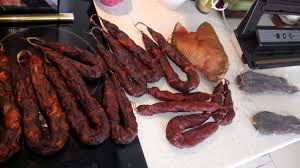 Epingle Par Le Fumoir De Chez Luis Sur Le Fumoir De Chez Luis Charcuterie Traditionnelle Portugaise Charcuterie Portugais Traditionnel