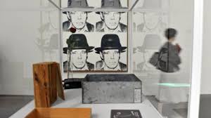 Erst vor wenigen tagen ereignete sich ein solcher fall im neuen museum nürnberg. So Viel Geld Fur Funf Kilo Butter Cicero Online