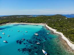 Jedna od najljepših plaža na jadranu. Zatoka Sakarun Najladniejsza Zatoka Adriatyku Travelstory