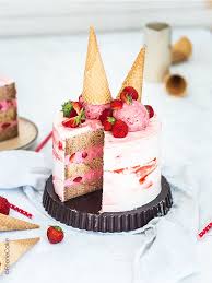 Recette De La Creme A La Fraise Et Au Chocolat Blanc Feerie Cake Gateau Fraise Chocolat Feerie Cake Recette Cake Design