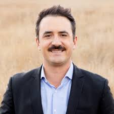 Breitbart's Alex Marlow to Host Daily Podcast