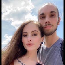 Visiting Belleville Illinois Skatepark and Finding a Competition