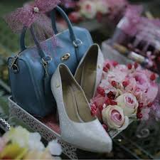 Video esclips gubahan hantaran kasut 2017/ 2018. Dulang Hantaran Gubahan Take5off Women S Fashion Bridal Wear On Carousell