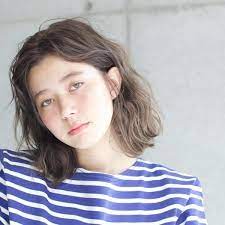夏はモテる髪型にしたい 大人女性におすすめのヘアスタイル アレンジ特集 folk ショートのヘアスタイル パーマヘアスタイル パーマ