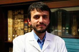 No todo libro antiguo es incunable: Robinson López, historiador