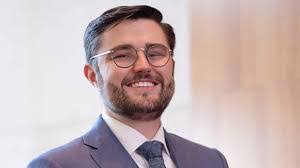 Bradley Potts's Instagram, Twitter & Facebook