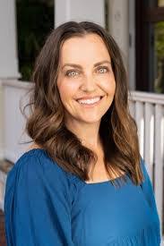 Jeanne Dailey's Instagram, Twitter & Facebook