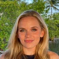 Rhonda Pickle's Instagram, Twitter & Facebook