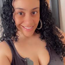 Dawn Edmonds's Instagram, Twitter & Facebook