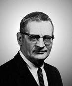 The Naismith Memorial Basketball Hall of Fame :: Tony Hinkle