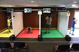 Why Vr Arcades Could Be Virtual Reality S Salvation Polygon Vr Room Virtual Reality Education Virtual Reality Design