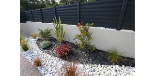 Cloture Alu Brise Vue Amenagement Paysager Devant Maison Amenagement Jardin Jardin Contemporain