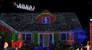 Chris took us by this house in wichita near their house. 12 Amazing Christmas Lights Around The World Christmas Lights Cool Christmas Lights Oddee