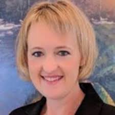 Mary Mott's Instagram, Twitter & Facebook