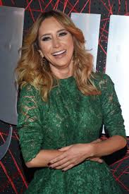 She is an actress, known for alguien te mira (2010), in the time of the butterflies (2001) and dueños del paraíso (2015). Geraldine Bazan Cuenta A Detalle La Infidelidad De Gabriel Soto Con Irina Baeva