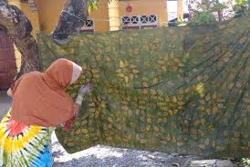 Yüzlerce çeşit kadın elbise ve kadın tekstil ürünü özel fiyatlar ve batik bu hafta. Desa Berdaya Purworejo Ciptakan Batik Warna Alam Berita Politik Hijau