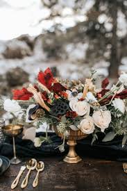 Winter Wedding Centerpieces That Nod To The Season Winter Table Centerpieces Winter Wedding Centerpieces Flower Centerpieces Wedding