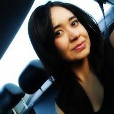 Loretta Mata's Instagram, Twitter & Facebook