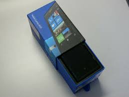 Nokia Lumia 800 im Test: Neustart mit ...