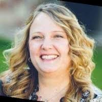 Valerie Nielsen's Instagram, Twitter & Facebook