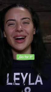 Layla Bender's Instagram, Twitter & Facebook