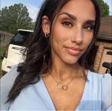 Melissa Struthers's Instagram, Twitter & Facebook