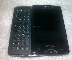 unannounced Sony Ericsson Xperia Duo ...