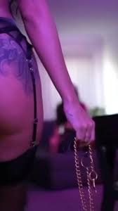 高乔尤美纹身女