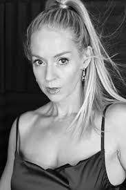 Jeri Sharp's Instagram, Twitter & Facebook