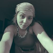 Arianne Abreu (@ariannne_abreu)