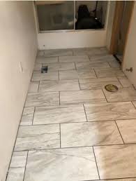 Các nhà bán buôn gạch gốm và sứ được đánh giá cao nhất trongMeerut|  Tileswale