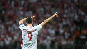 Und dann, als zehn polen für elf laufen mussten, nutzt milan skriniar die nächstmögliche gute schottland verliert auftaktspiel in glasgow. Uberragend Lewandowski Verzuckt Polen Fc Bayern