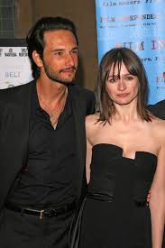 Emily Mortimer Imagens De Stock Fotos De Emily Mortimer Baixar No Depositphotos