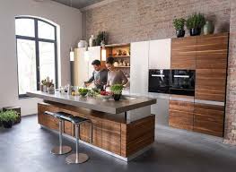Kochinsel K7 Aus Naturholz Mit Von Hand Sortierten Fronten Haus Kuchen Kuchendesign Kuche Mit Insel