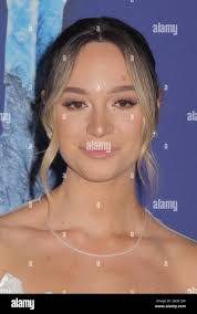 Alisha Klein's Instagram, Twitter & Facebook