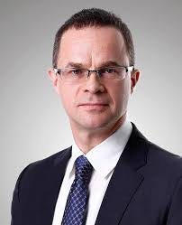 Andrew Rowson's Instagram, Twitter & Facebook