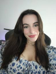 Lana Bloom (@lanabloomtv)