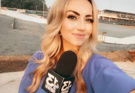 Kaley Devin Skaggs (@kaley_news)