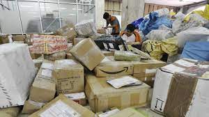 Jika dulu ketika kita mengirim barang ke suatu daerah menggunakan pos saja. Ramai Kiriman Barang Jne Rekrut 2 Ribu Personel Baru Di Lebaran Ini Lain Lain