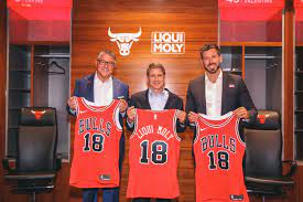 As soon as he was. Liqui Moly Steigt Bei Den Chicago Bulls Ein Liqui Moly