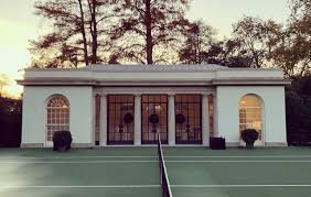 The white house receives approximately 6,000 visitors a day. The White House S Classically Inspired Tennis Pavilion Is Complete Draws Criticism For Timing