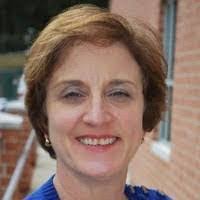 Stacy Lint's Instagram, Twitter & Facebook