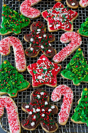 Cookies, cookies, cookies we love them all year round, but at christmas they're essential to the celebration, and festive decorations make them how to decorate sugar cookies with a homemade piping bag. Christmas Sugar Cookies Dinner At The Zoo