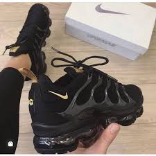 Black And Gold Vapormax Plus On Feet Vapormax Plus Black Gold All Black Nike Shoes Gold Nike Shoes Black Nike Shoes