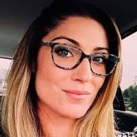 Jessalyn Davis's Instagram, Twitter & Facebook