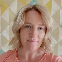 10+ "Julie Reader" profiles