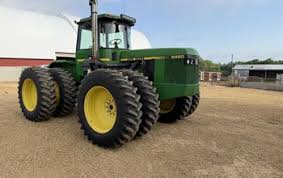 John Deere 8450 Tractor